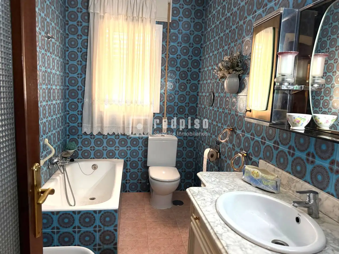 Baño de Piso de alquiler en Málaga con Calefacción, Terraza y Amueblado