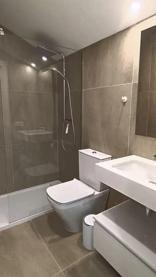 Baño de Casa adosada en venta en Valencia con Calefacción y Trastero