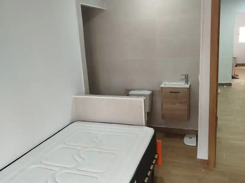 Dormitori de Casa o xalet en venda en Burjassot amb Terrassa