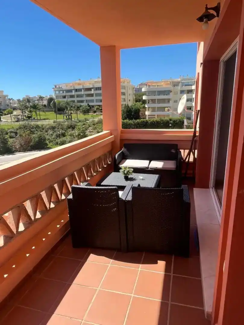 Terraza de Piso de alquiler en Mijas con Aire acondicionado, Jardín privado y Piscina