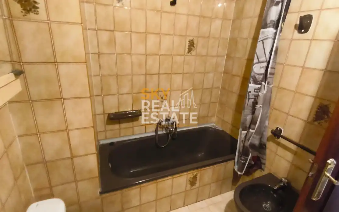 Bathroom of Flat for sale in Dénia  with Air Conditioner, Oven and Washing machine