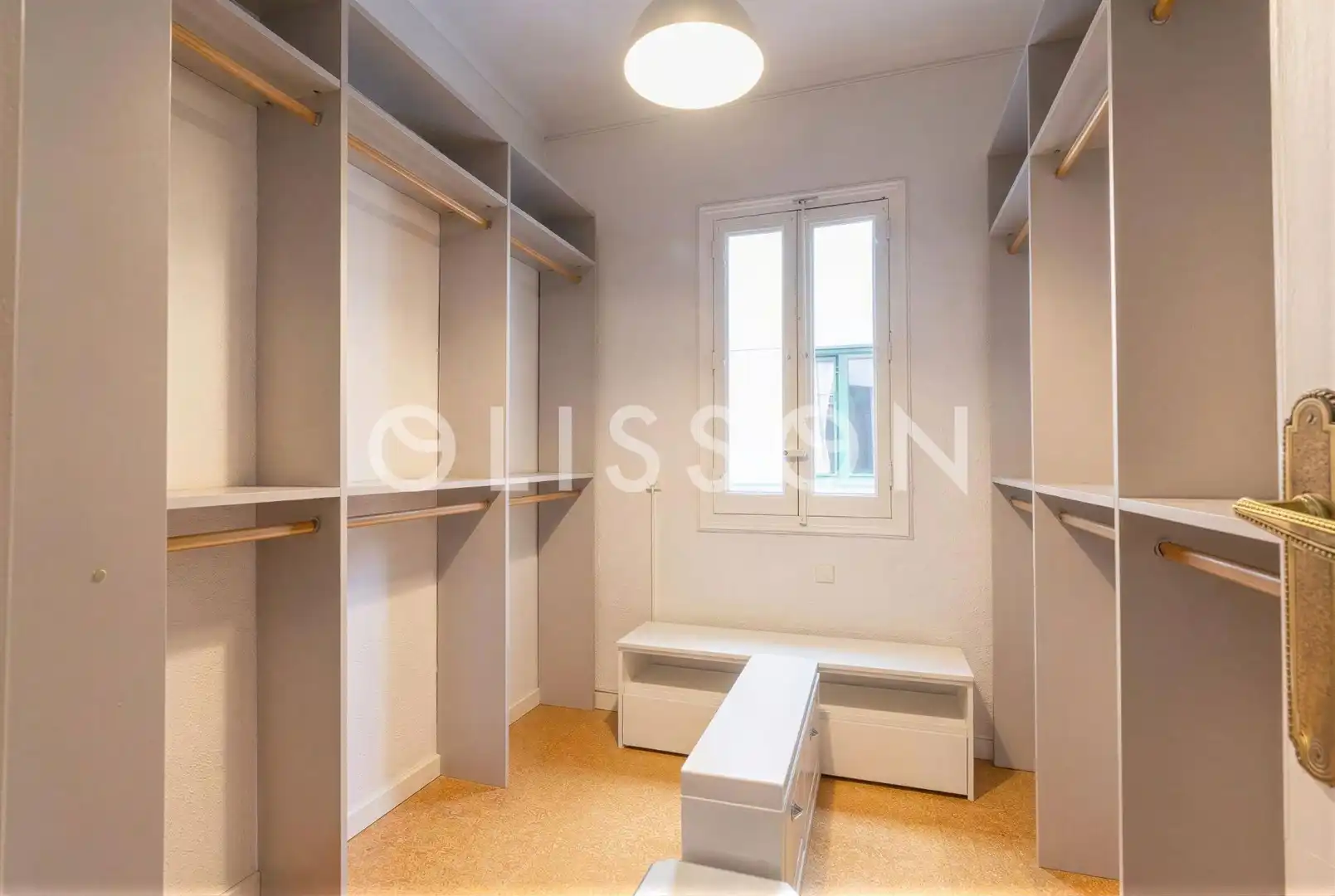 Habitación de Piso en venta en Madrid con Calefacción y Trastero