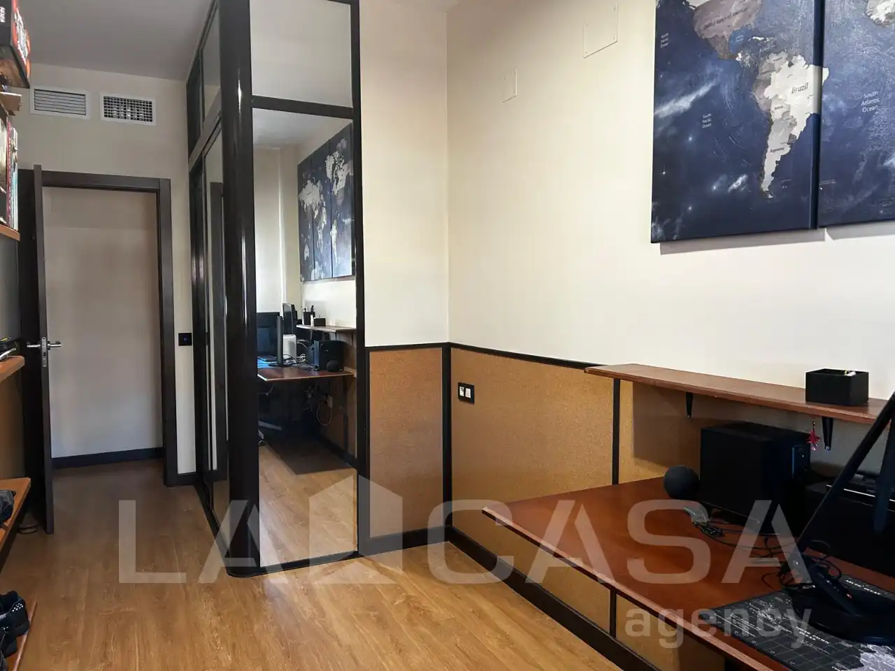 Flat for sale in Montequinto  with Air Conditioner, Storage room and Swimming Pool