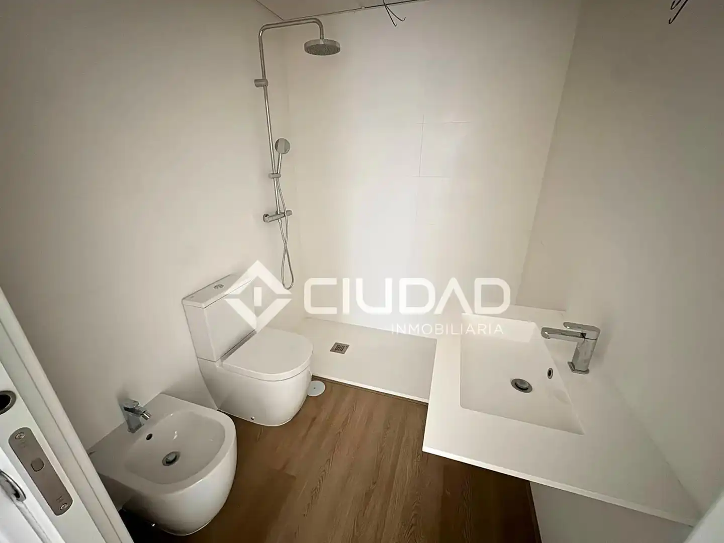 Habitación de Piso en venta en Sanlúcar de Barrameda con Jardín privado, Terraza y Trastero