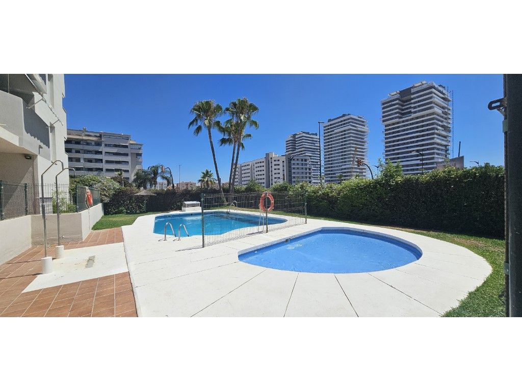 Piso en venta en Avenida Moliere, 36, Puerta Blanca, Carretera de Cádiz