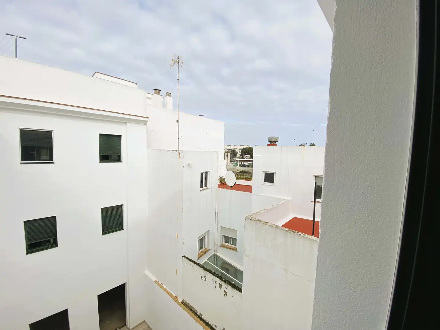 Exterior view of Flat for sale in Chiclana de la Frontera  with Air Conditioner