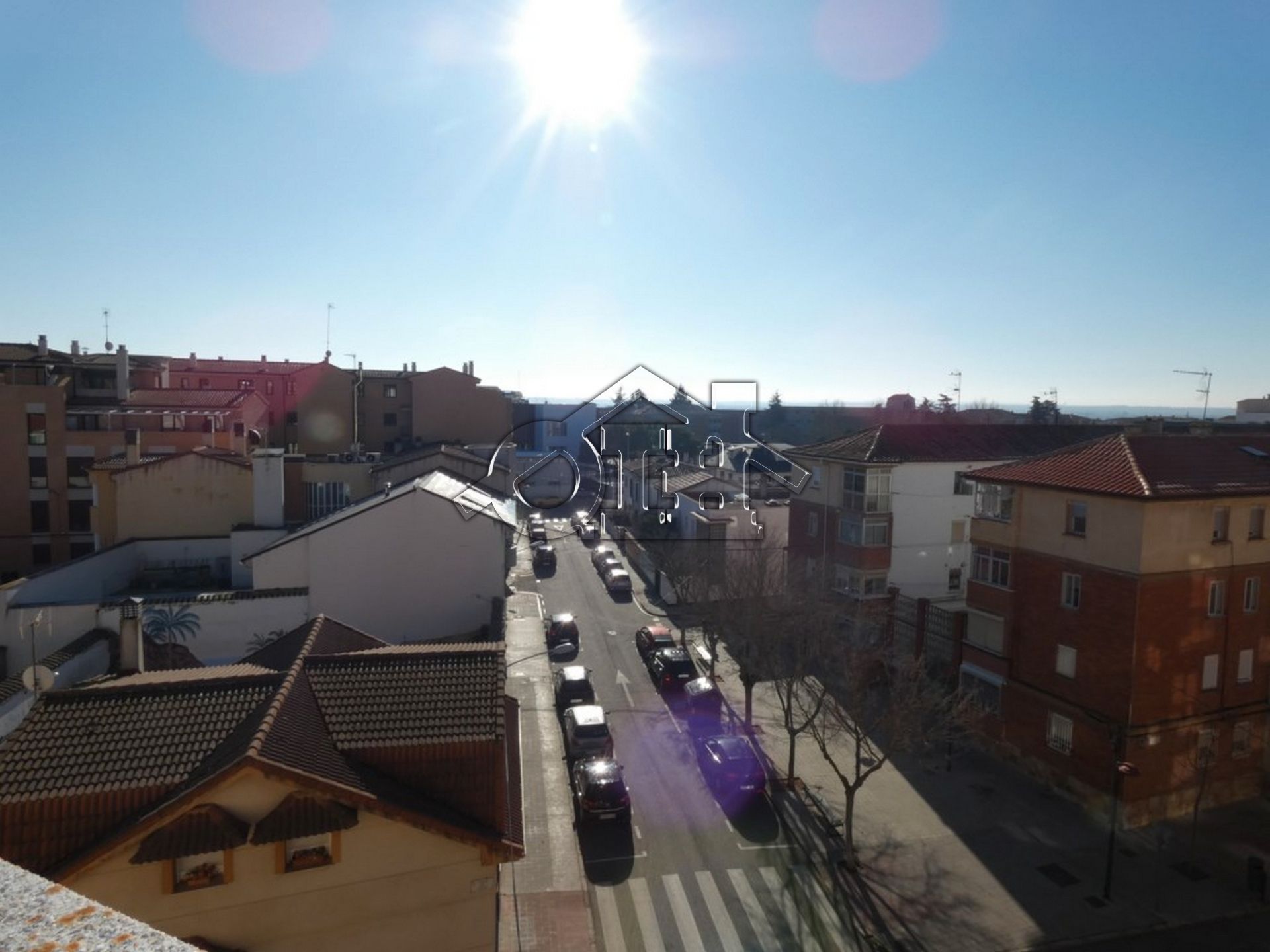 Vista exterior de Àtic en venda en Zamora Capital  amb Calefacció, Jardí privat i Parquet