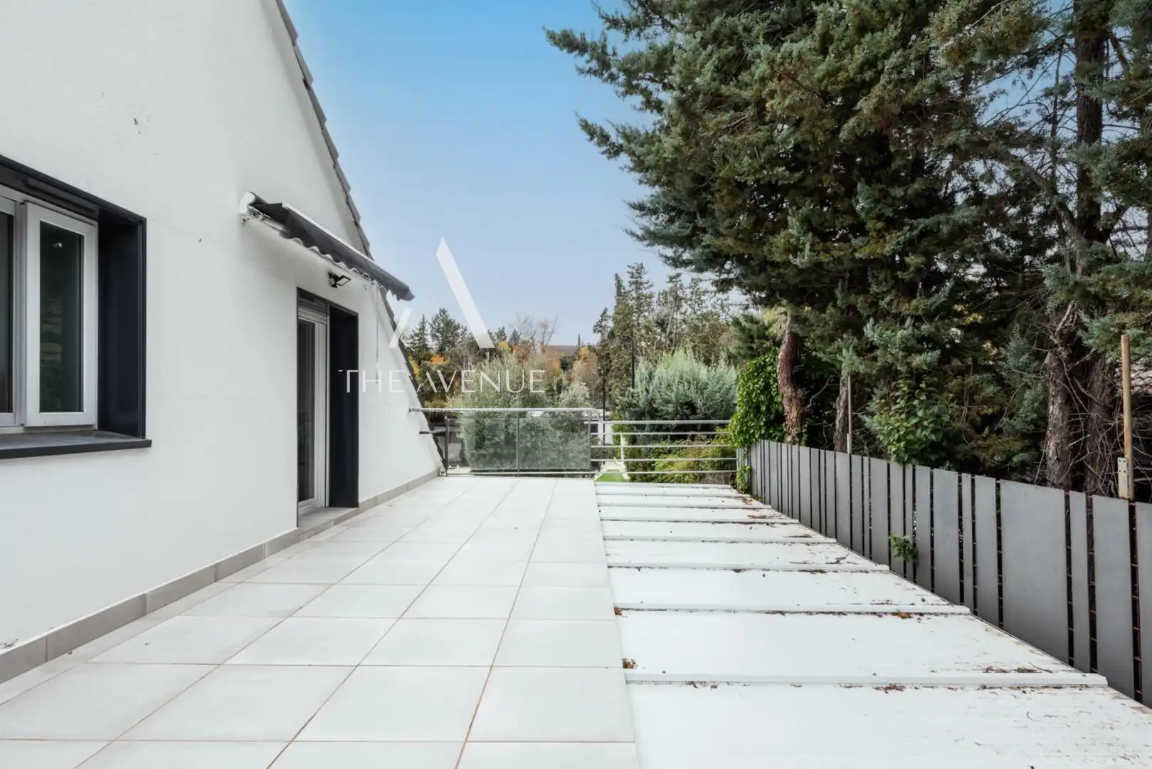 Terrassa de Casa o xalet en venda en La Moraleja amb Aire condicionat, Calefacció i Jardí privat