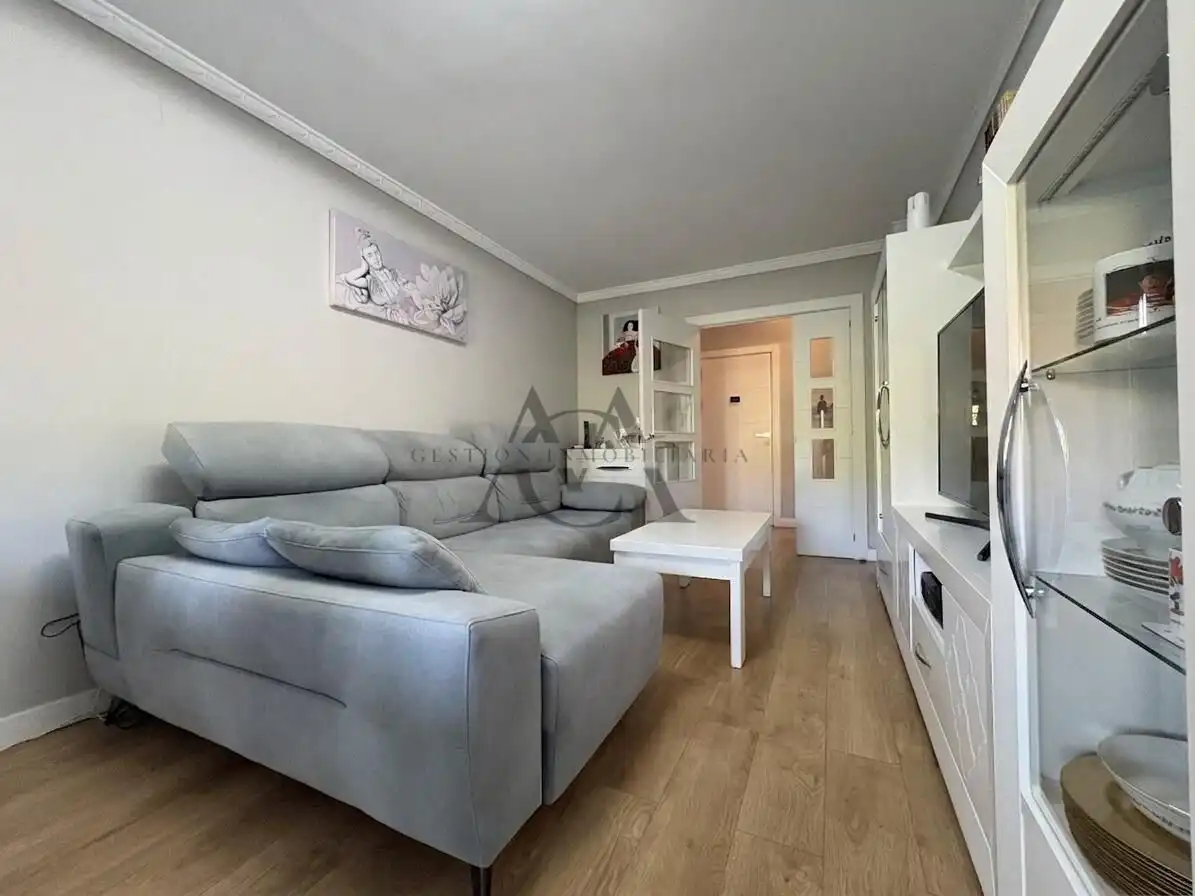 Living room of Flat for sale in Lucena  with Air Conditioner, Heating and Terrace