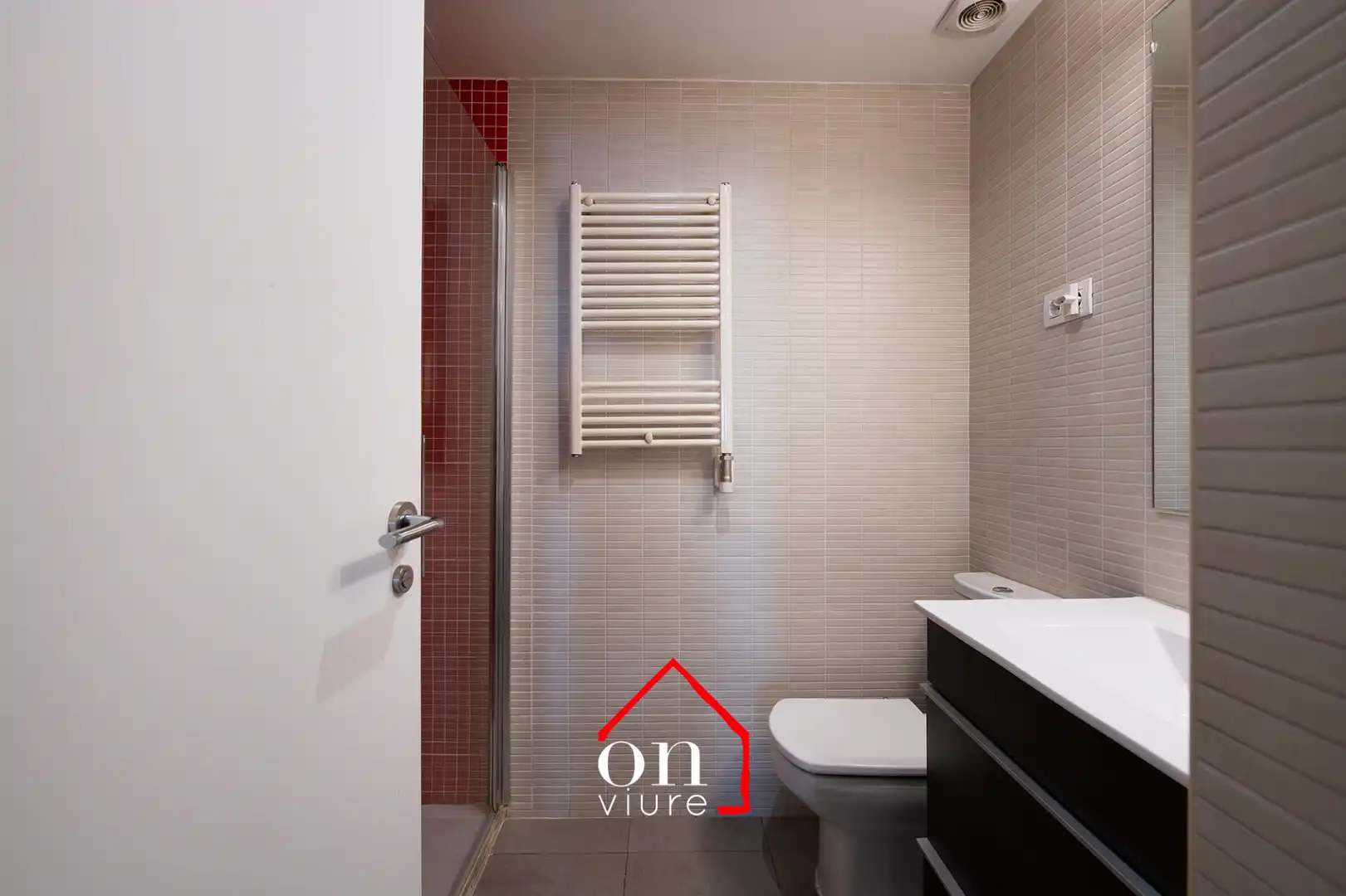 Bathroom of Attic for sale in Sant Cugat del Vallès  with Air Conditioner, Heating and Parquet flooring