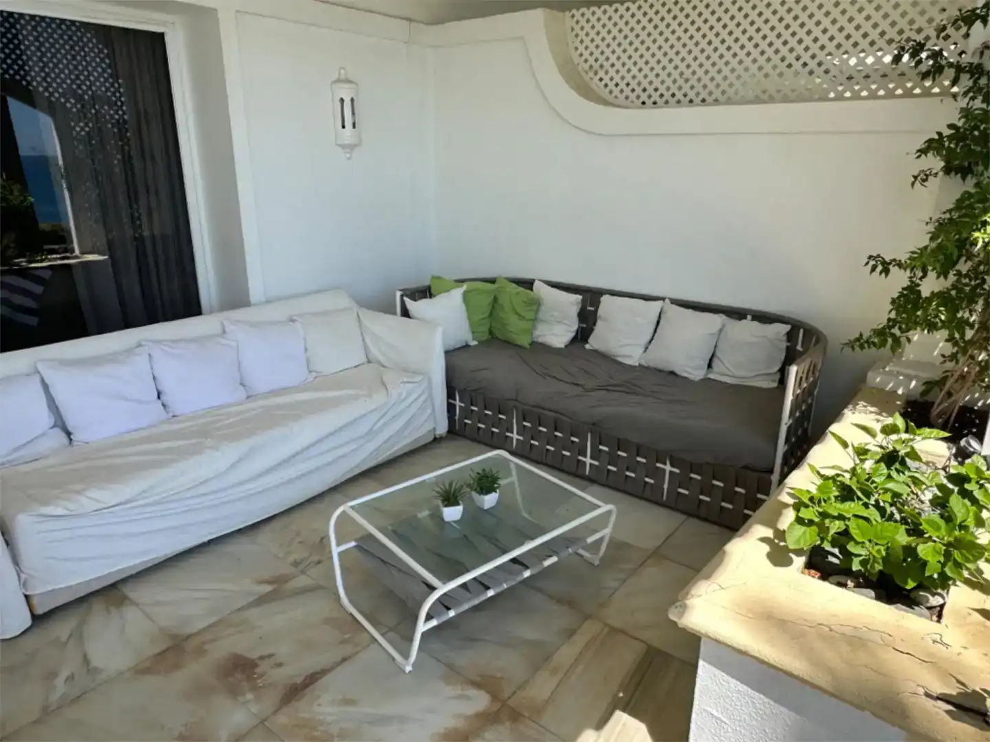 Terrasse von Wohnungen zur Miete in Estepona mit Klimaanlage, Schwimmbad und Balkon
