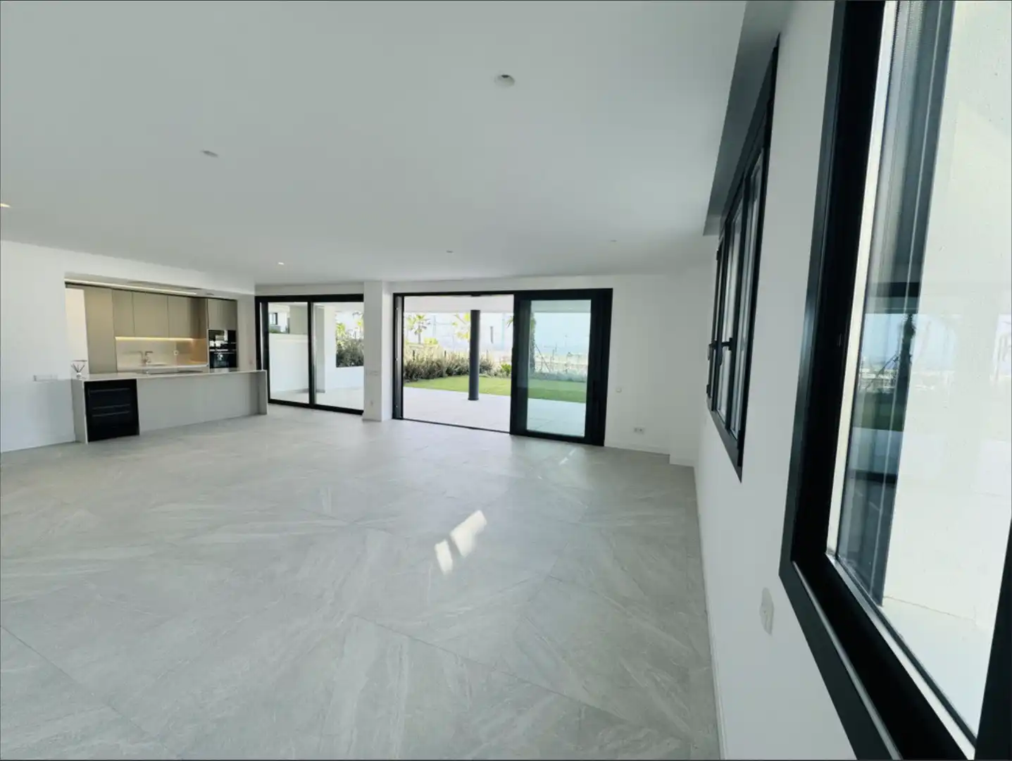 Apartament amb piscina en venda a Nueva Andalucía, imagen 6