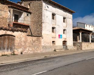 Vista exterior de Casa o xalet en venda en Cedrillas amb Terrassa