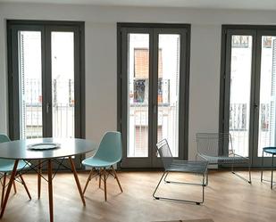 Living room of Flat to rent in  Madrid Capital  with Heating, Terrace and Furnished