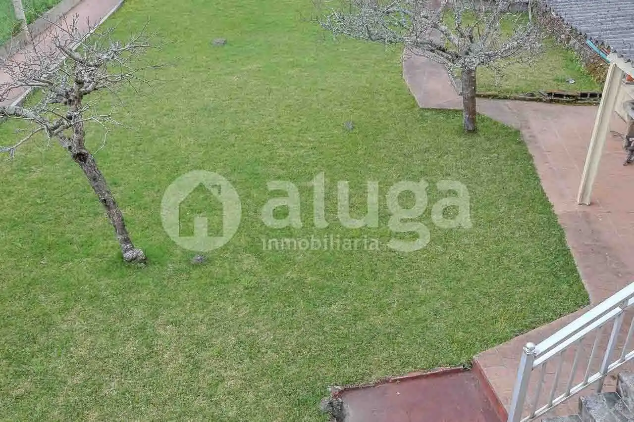 Finca rústica en venda en Cangas  amb Calefacció, Jardí privat i Terrassa