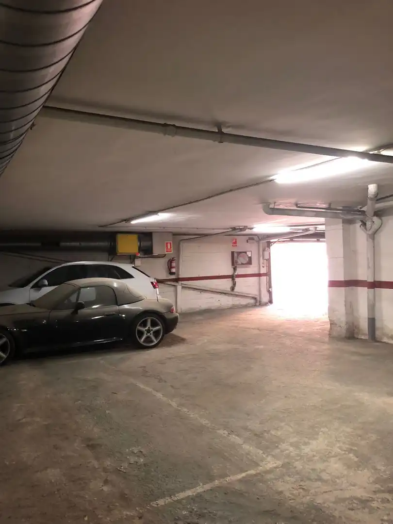 Aparcament de Garatge en venda en Sant Cugat del Vallès