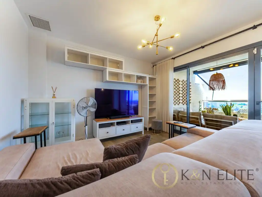 Sala de estar de Ático en venta en Alicante / Alacant con Aire acondicionado, Jardín privado y Terraza