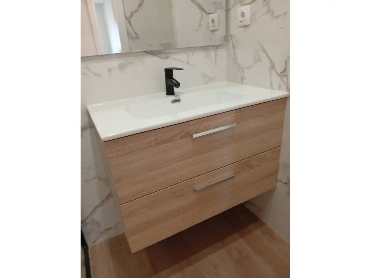 Bany de Pis en venda en Sant Adrià de Besòs amb Aire condicionat, Calefacció i Parquet
