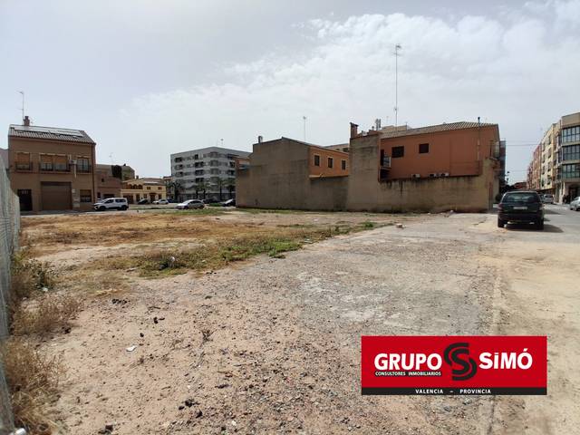 Terreno residencial en Venta en Carrer del Comandant Martí, 20 en Albalat dels Sorells