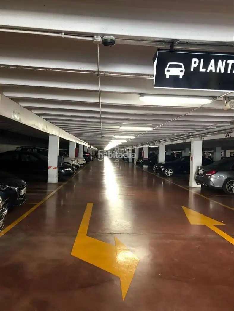 Parking for sale in Gran Via Ronda Levante 11