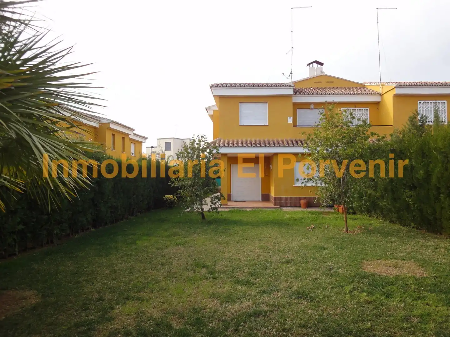 Jardín de Casa adosada en venta en Torrent con Calefacción, Jardín privado y Terraza