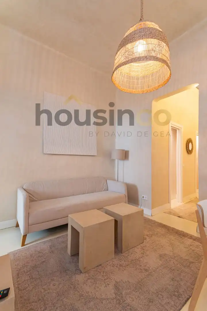Sala de estar de Piso en venta en Madrid con Calefacción, Parquet y Amueblado