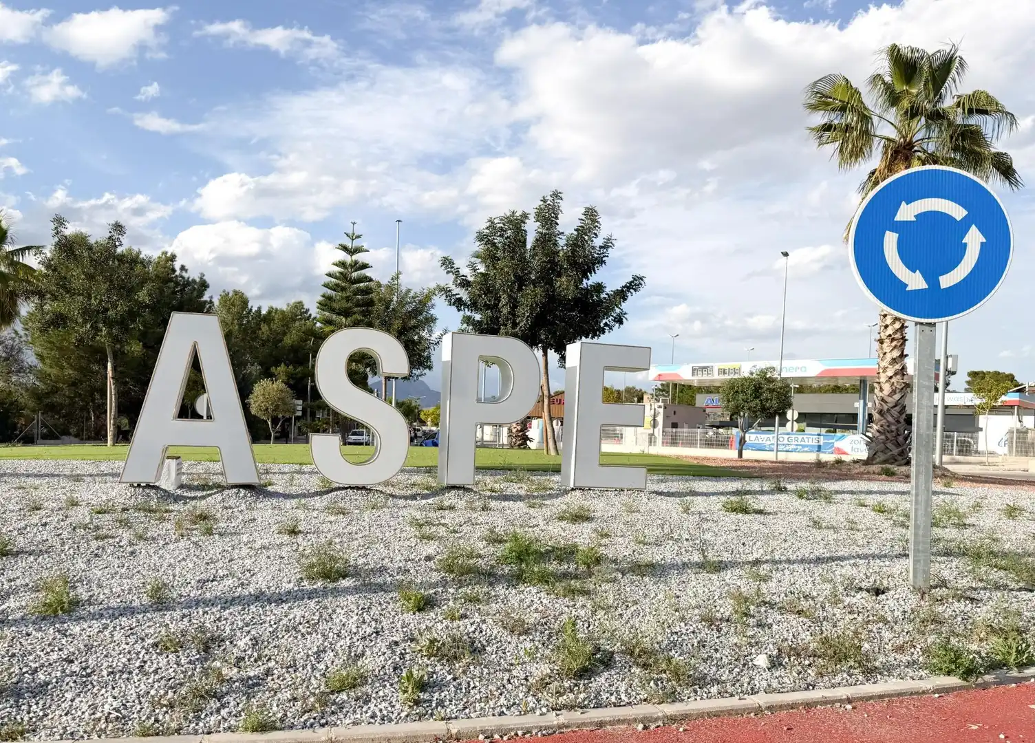 Exterior view of Duplexes for sale in Aspe  with Air Conditioner, Heating and Terrace