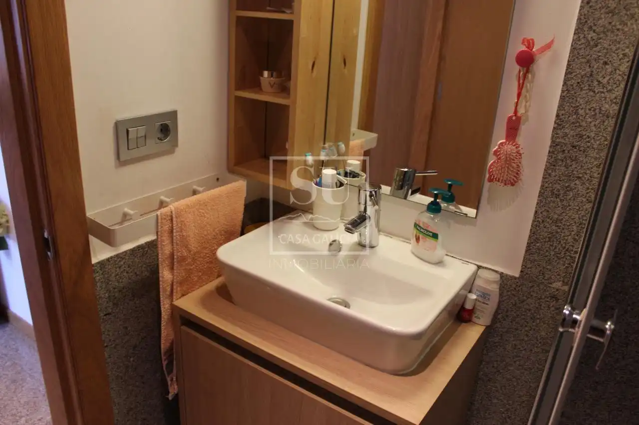 Bathroom of Flat for rent in Baiona  with Heating, Parquet flooring and Terrace
