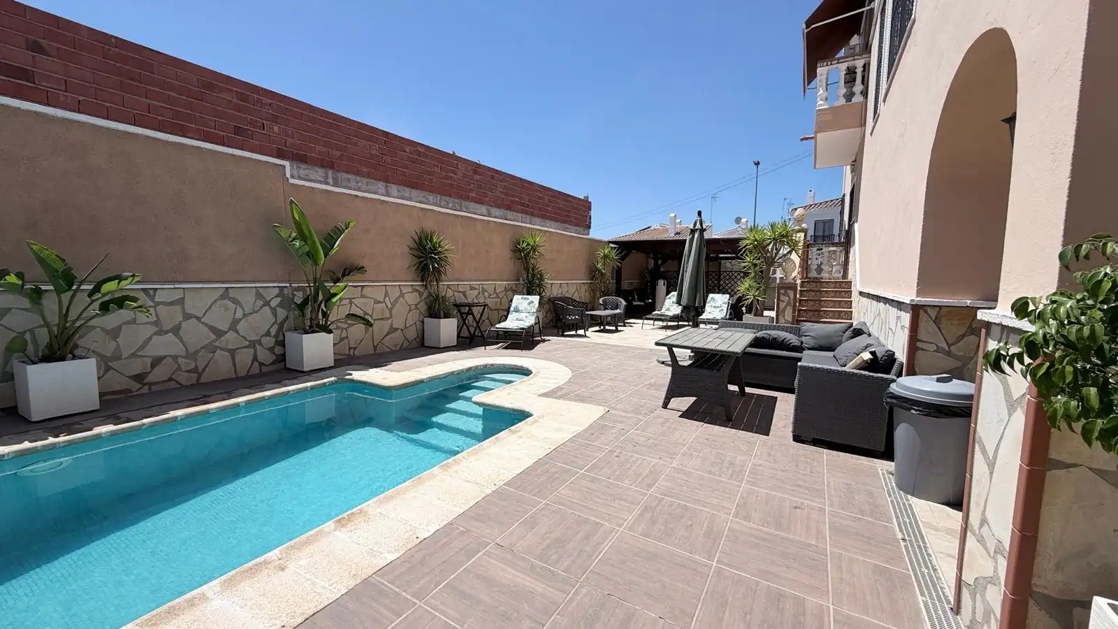 Chalet con piscina en venta en Vélez-Málaga ciudad, imagen 3
