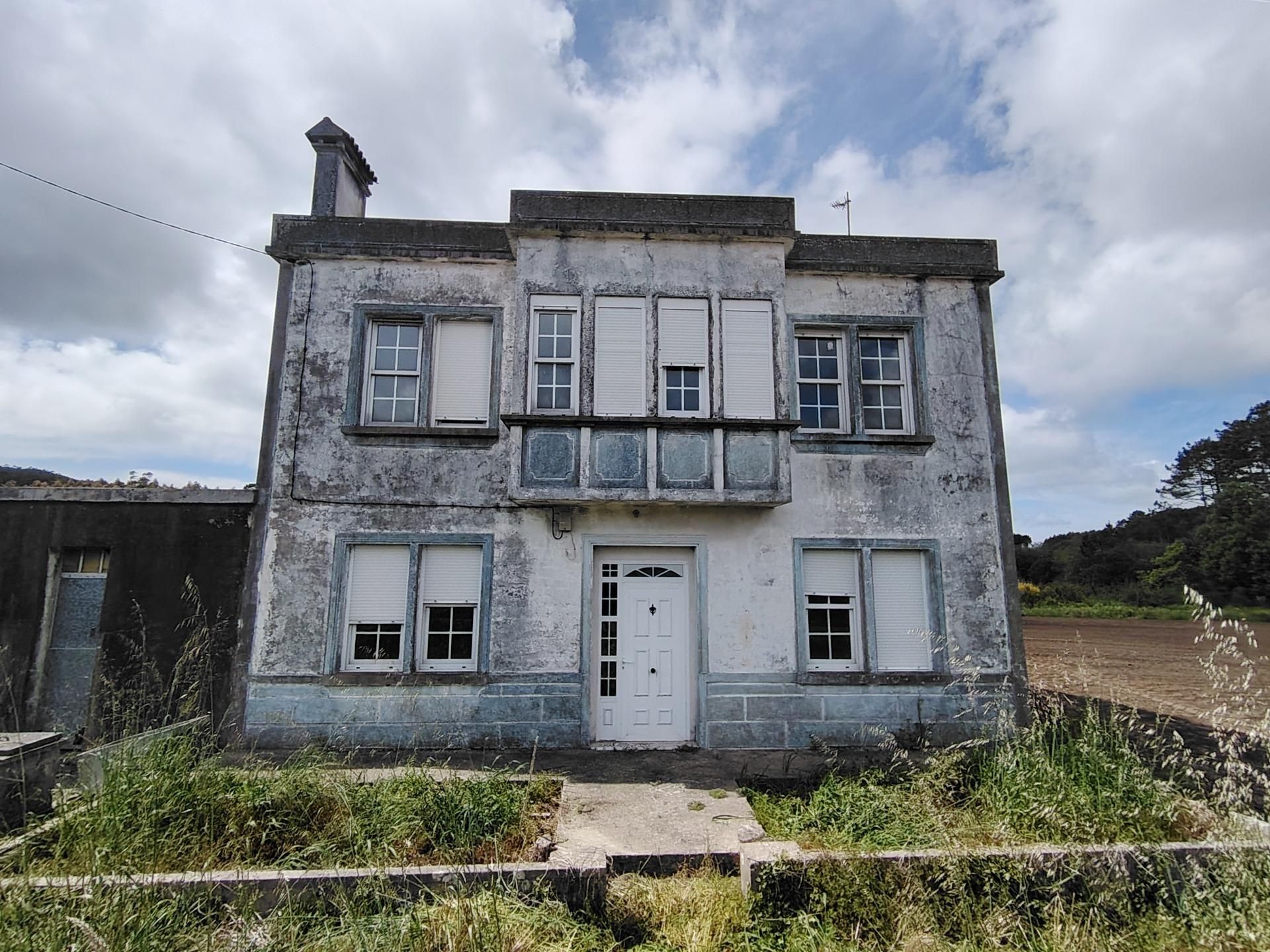 Vista exterior de Casa o xalet en venda en Muxía amb Jardí privat i Traster