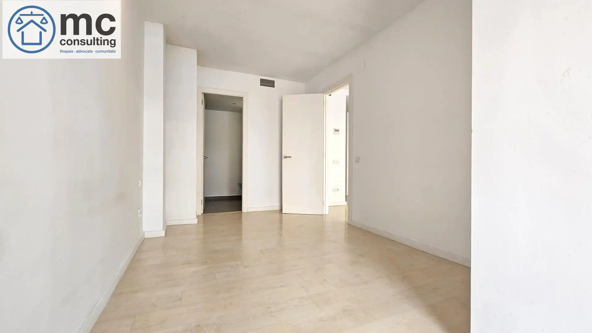 Bedroom of Duplexes for sale in Montserrat - El Passeig