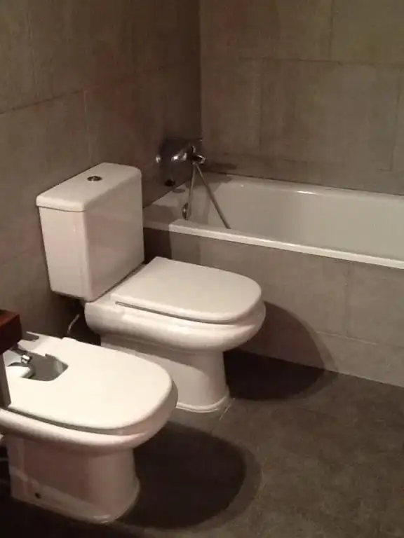 Baño de Piso en venta en Gelida con Aire acondicionado, Calefacción y Amueblado