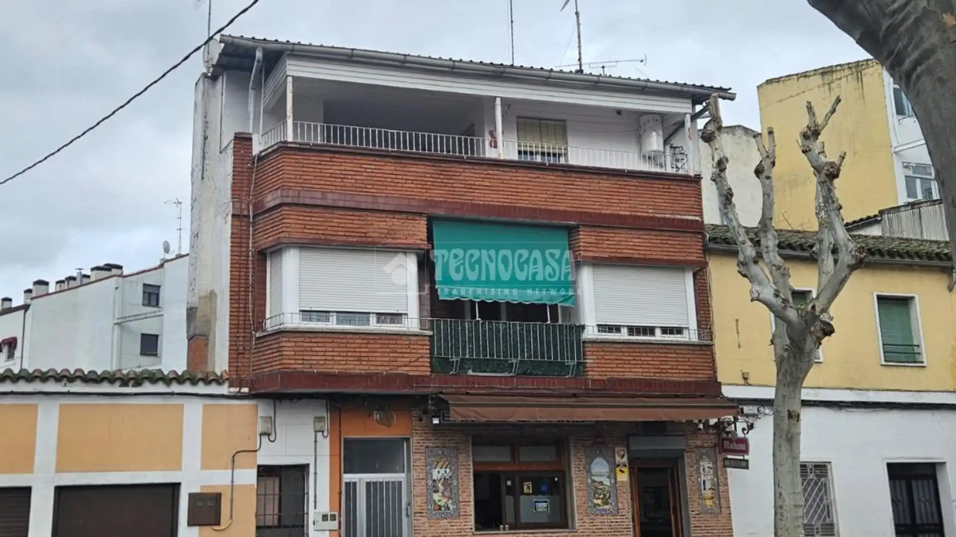 Vista exterior de Pis en venda en Talavera de la Reina amb Aire condicionat, Terrassa i Moblat