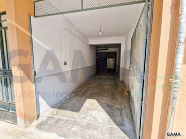 Individual for sale in Casc Urbà