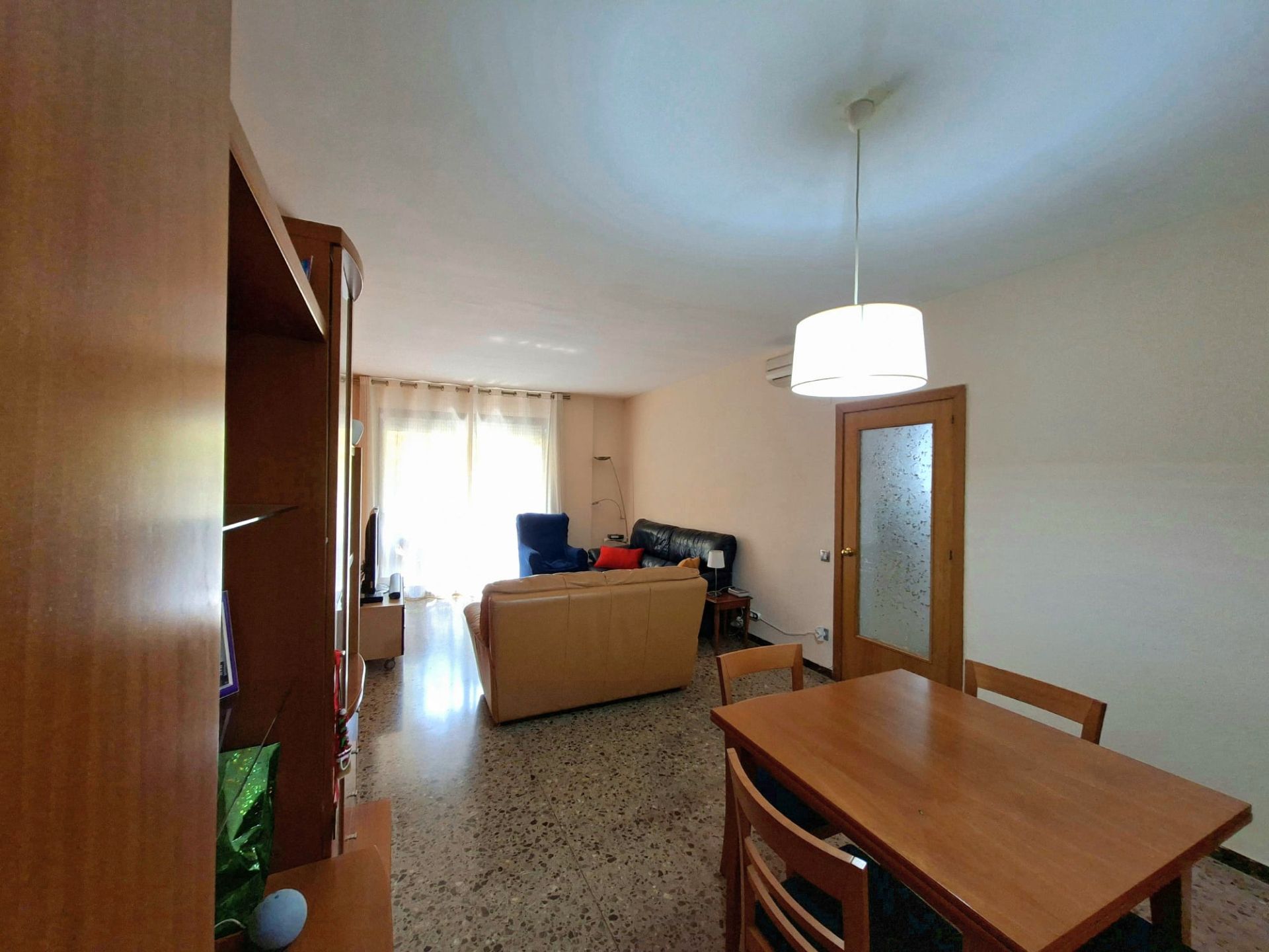 Sala d'estar de Pis en venda en  Barcelona Capital amb Aire condicionat i Balcó