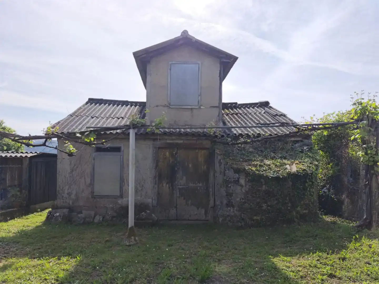 Vista exterior de Piso en venta en Miño
