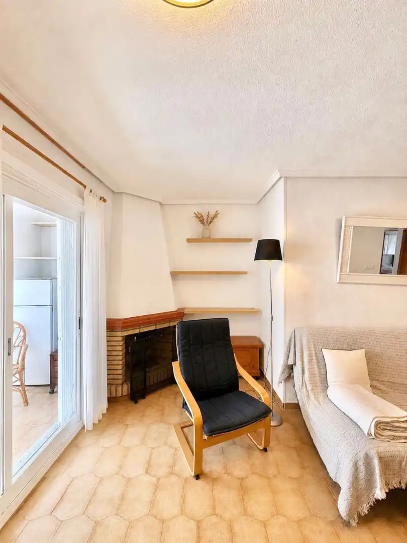 Sala de estar de Casa o chalet de alquiler en Orihuela con Aire acondicionado, Terraza y Piscina