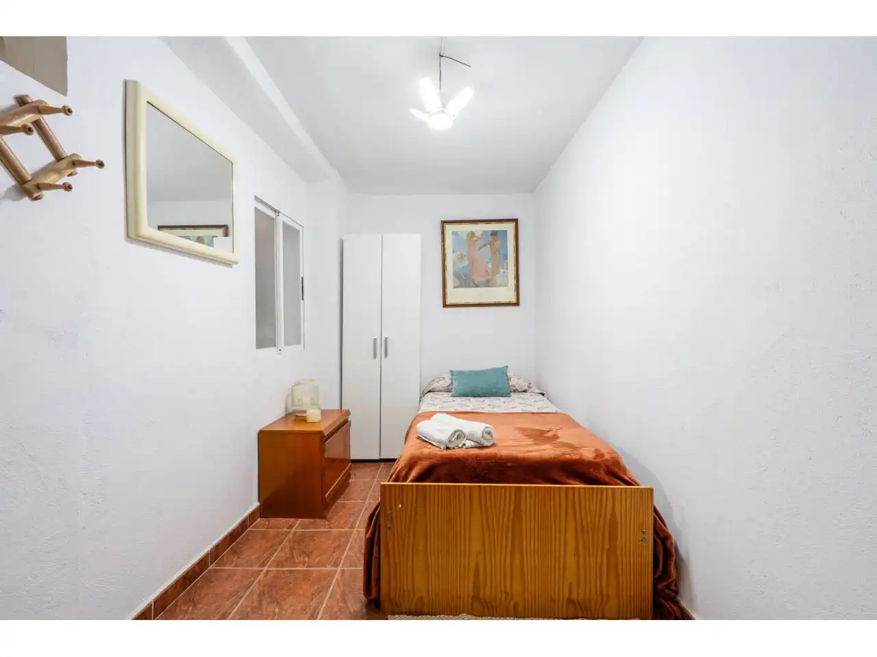 Habitación de Finca rústica en venta en Felix con Jardín privado, Terraza y Amueblado