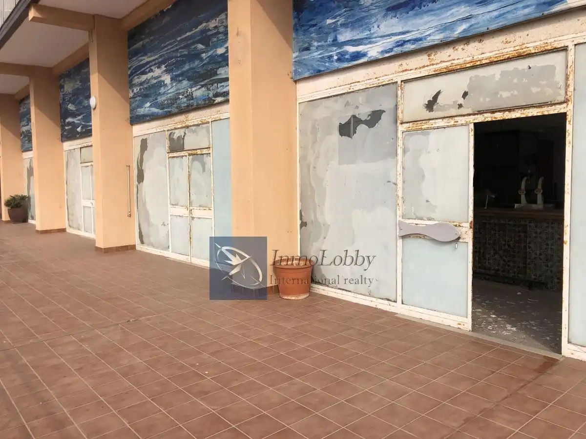 Local en venta en Cristofol Colom, Centre