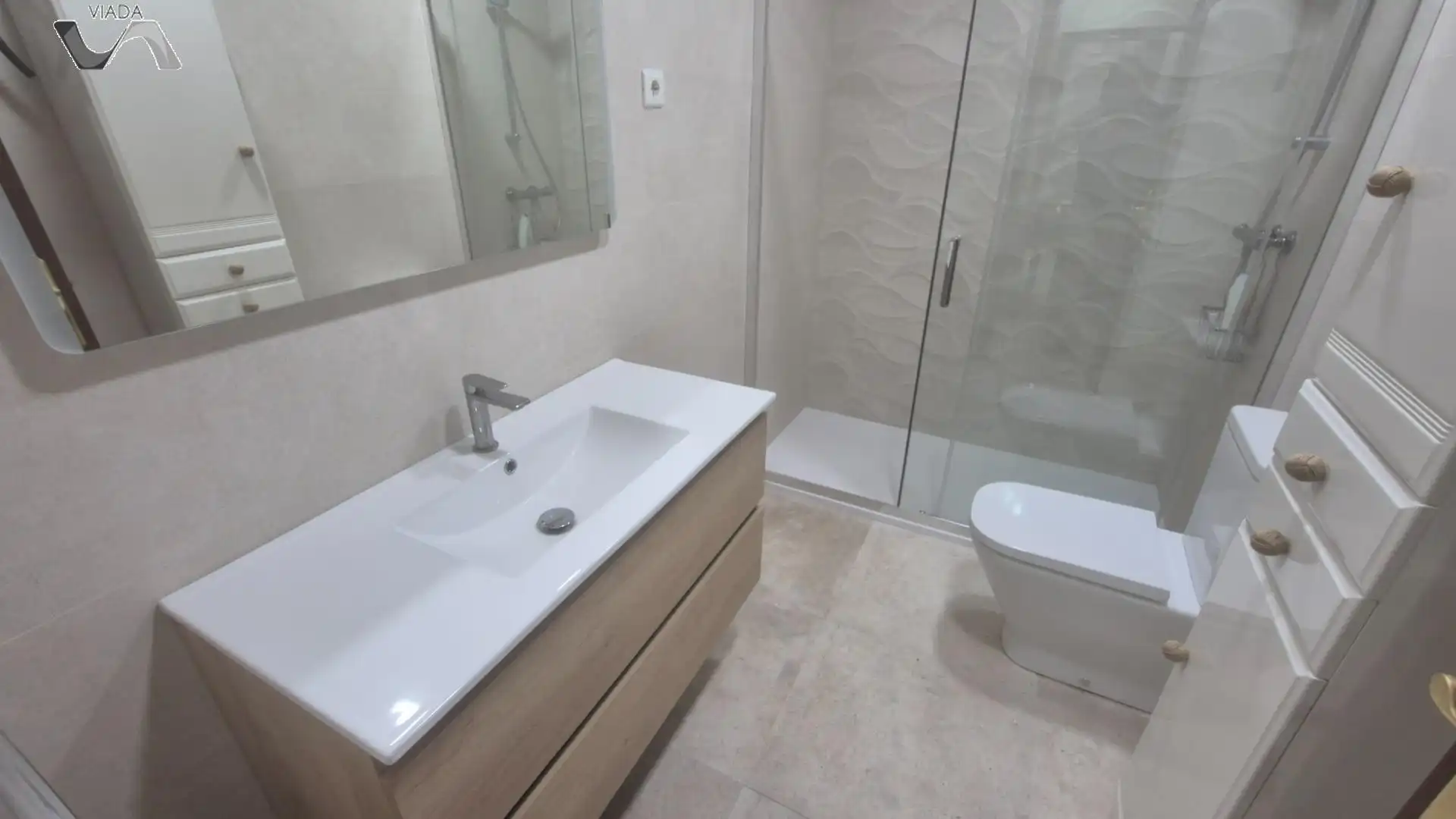 Baño de Apartamento de alquiler en Puertollano con Aire acondicionado, Calefacción y Terraza