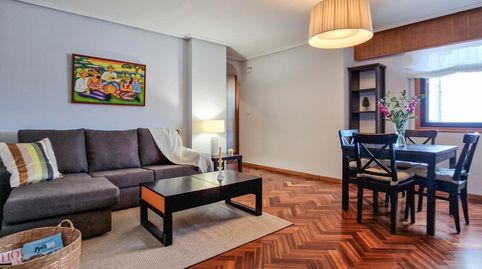 Foto 4 von Wohnungen zur Miete in Ramon Cueto, Monte Alto - Zalaeta - Atocha, A Coruña Capital