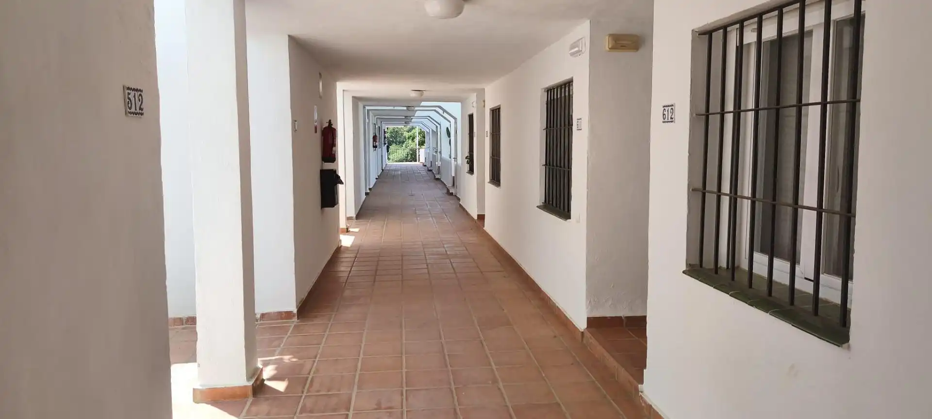 Dúplex en venda en Estepona amb Jardí privat, Terrassa i Piscina comunitària