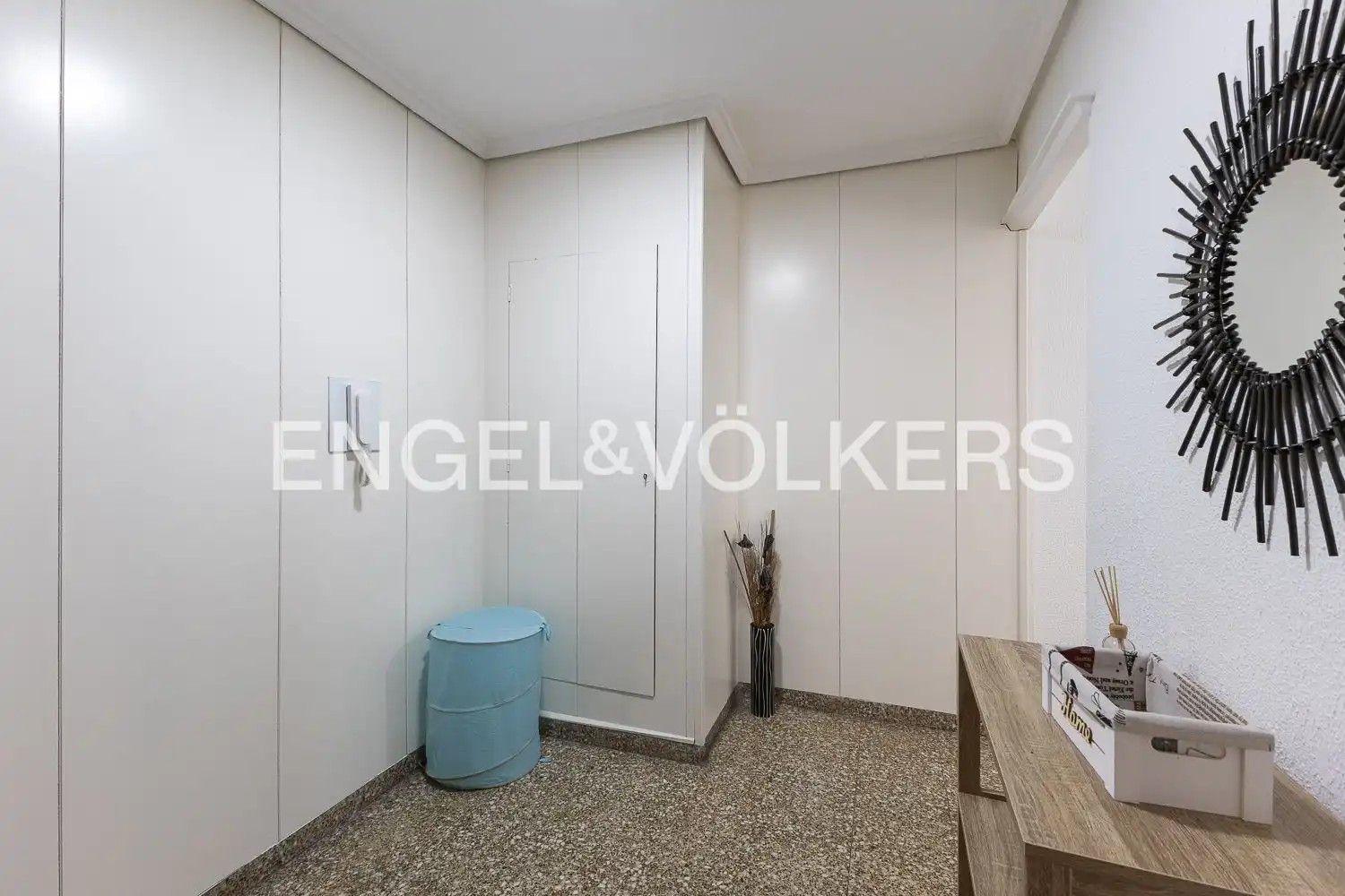 Wohnung zum Verkauf in Valencia mit Heizung, Möbliert und Balkon