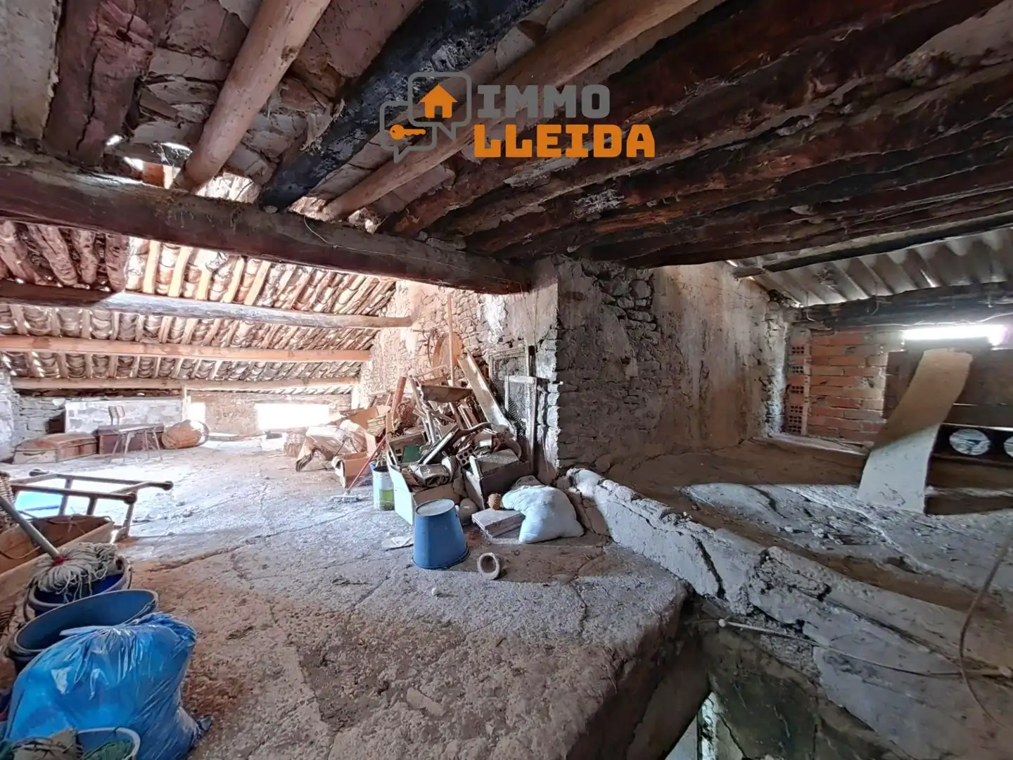 Casa o chalet en venta en Àger con Jardín privado, Trastero y Amueblado