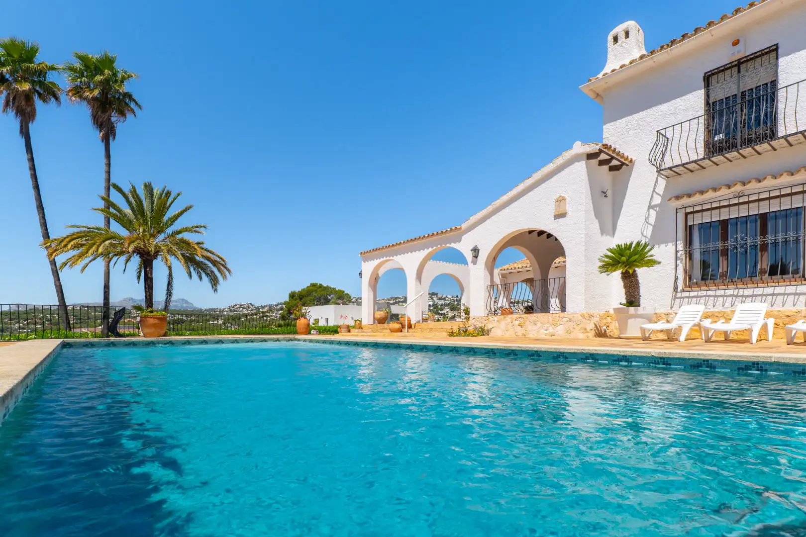 Piscina de Casa o chalet en venta en Moraira con Aire acondicionado, Calefacción y Terraza