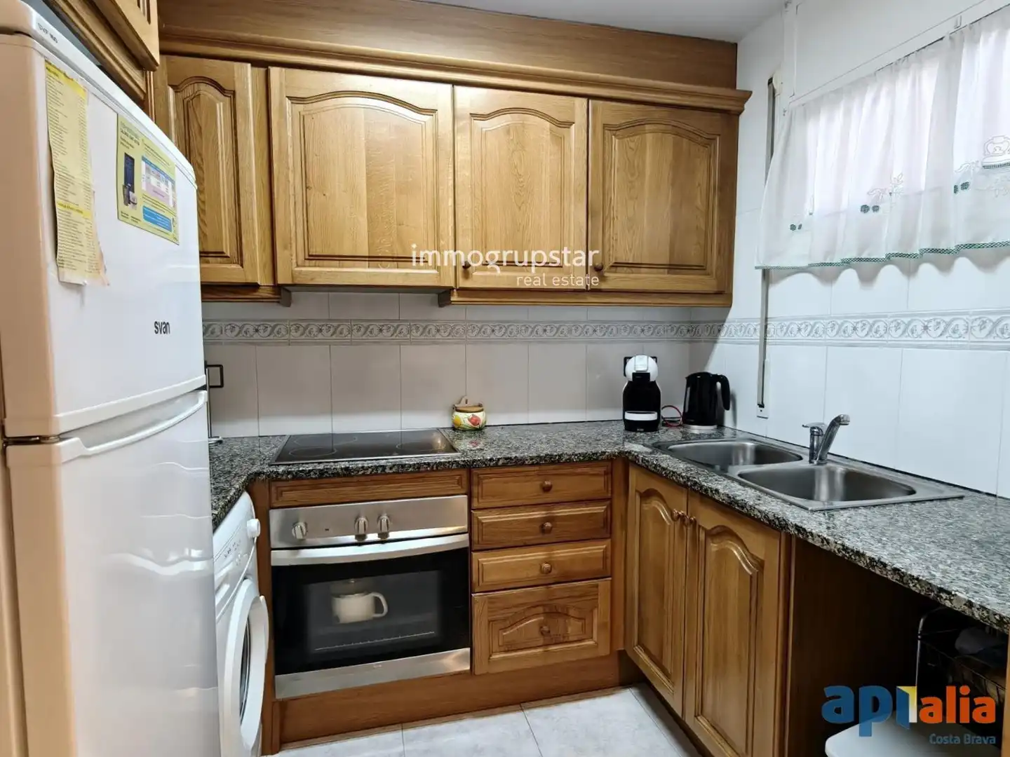 Cocina de Apartamento en venta en Calonge i Sant Antoni con Trastero, Piscina y Amueblado