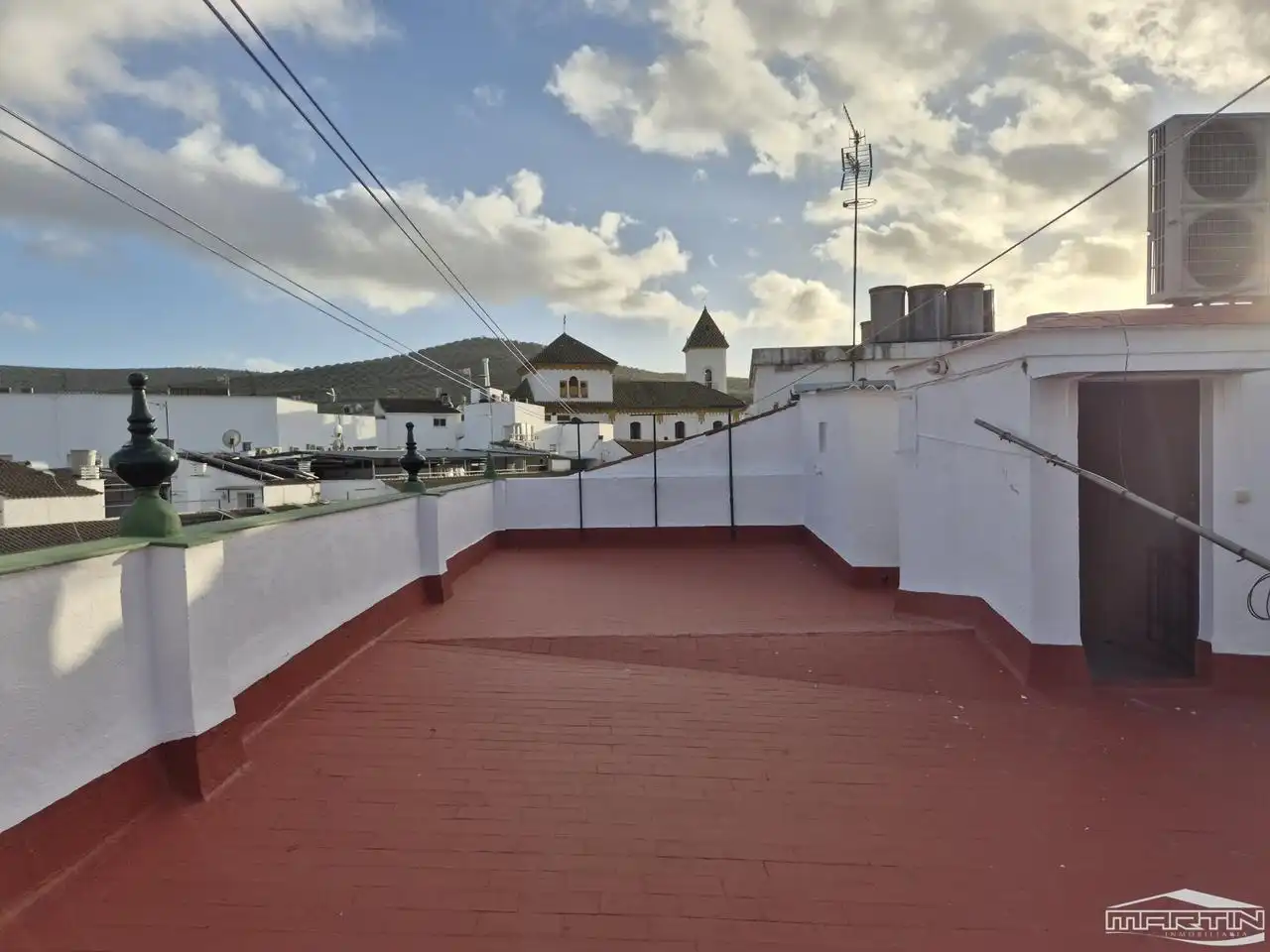 Vista exterior de Piso en venta en Lucena con Aire acondicionado, Terraza y Trastero