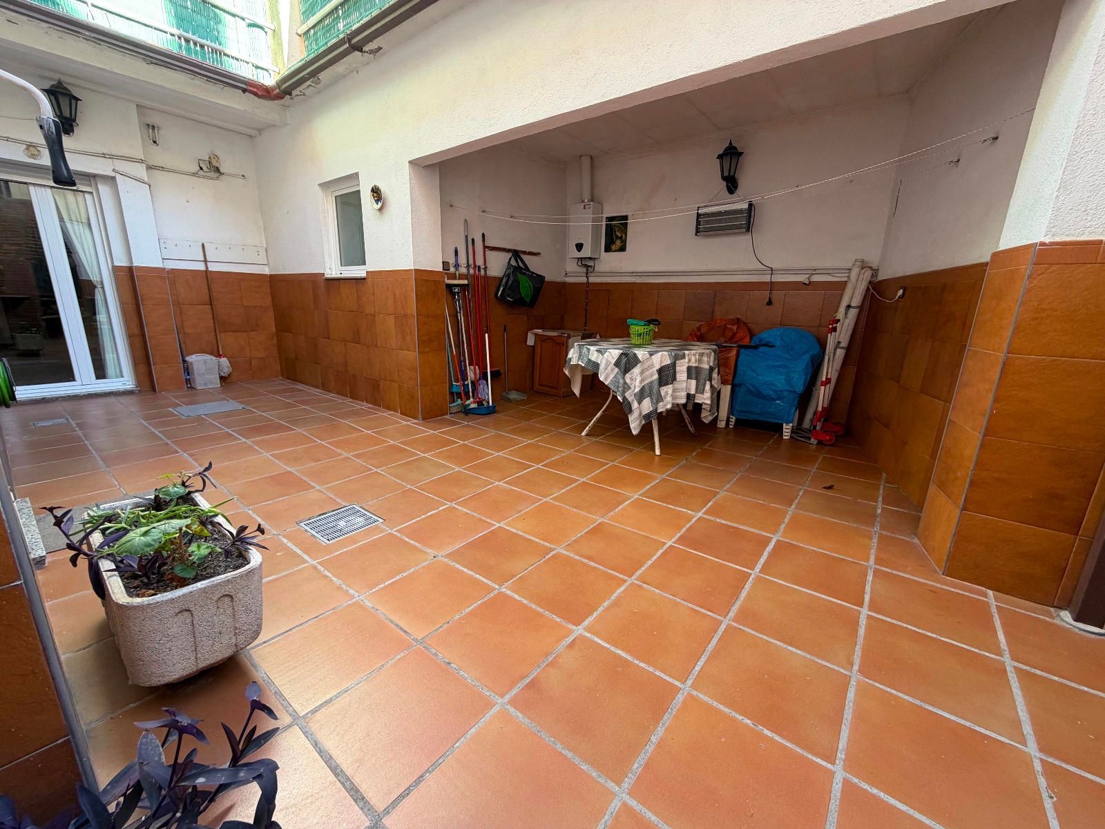 House or chalet for sale in Sabadell  with Air Conditioner, Heating and Terrace