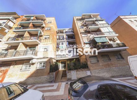 Exterior view of Apartment for sale in  Madrid Capital