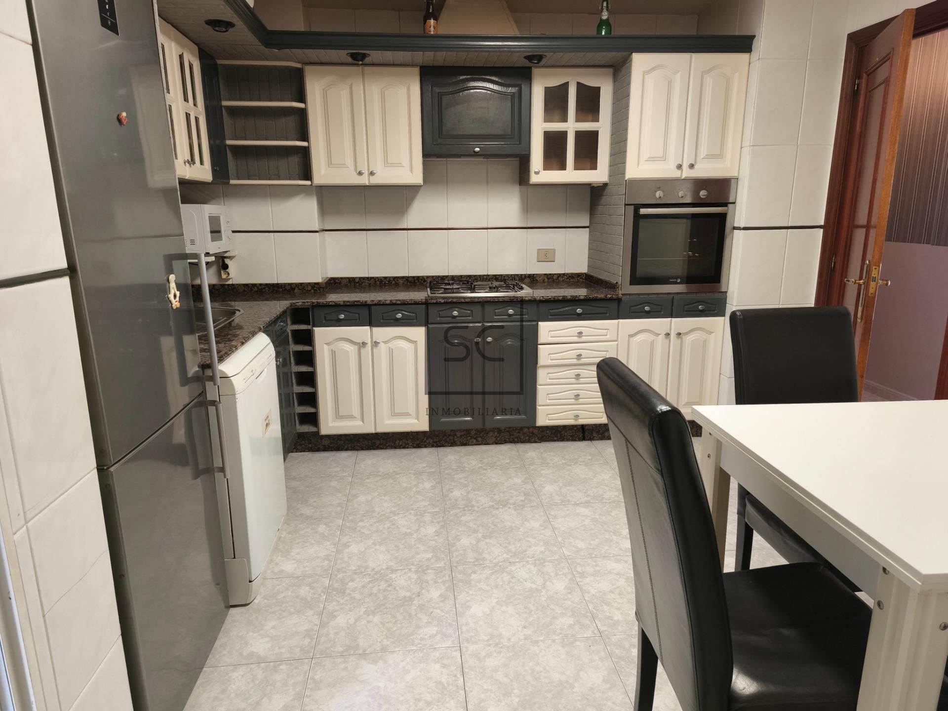 Cocina de Apartamento en venta en Miño con Calefacción y Trastero